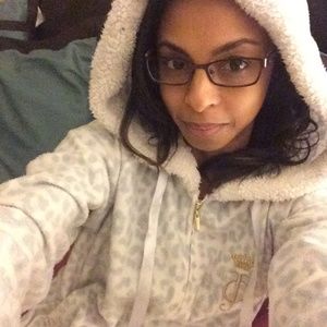 Meet your Posher, Angie